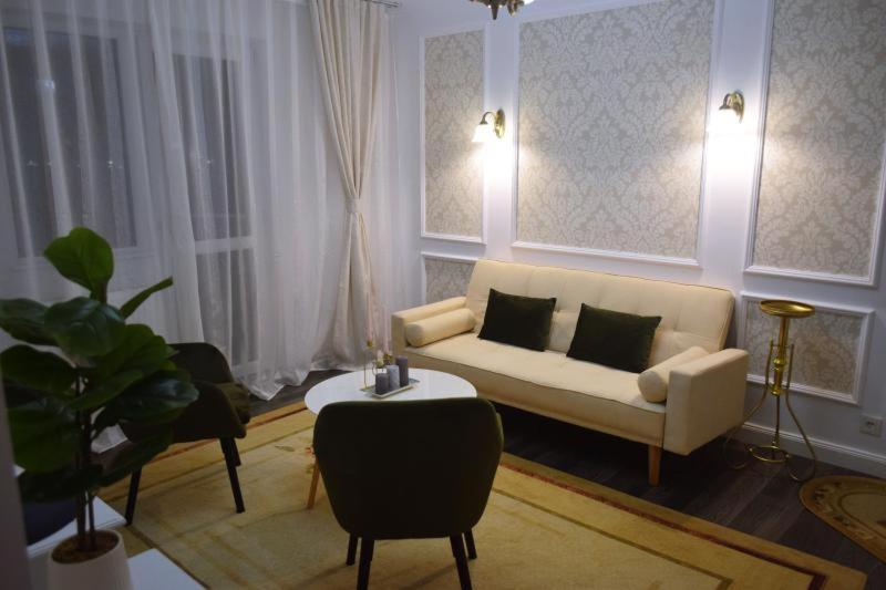 Apartmán Apartament Thea Făgăraş Exteriér fotografie